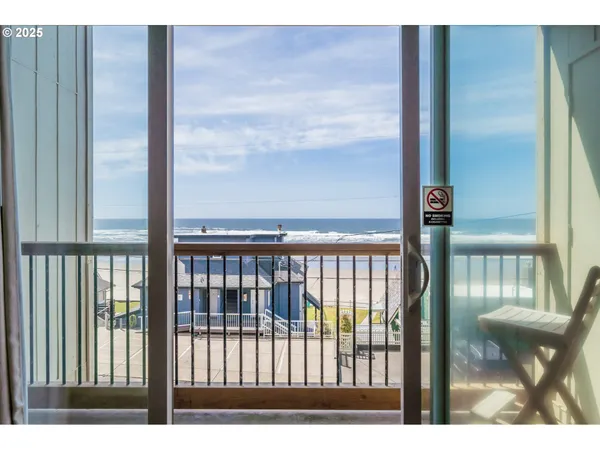 $368,000 | 1415 Northwest 31st Place, Unit 269, Lincoln City, OR 97367