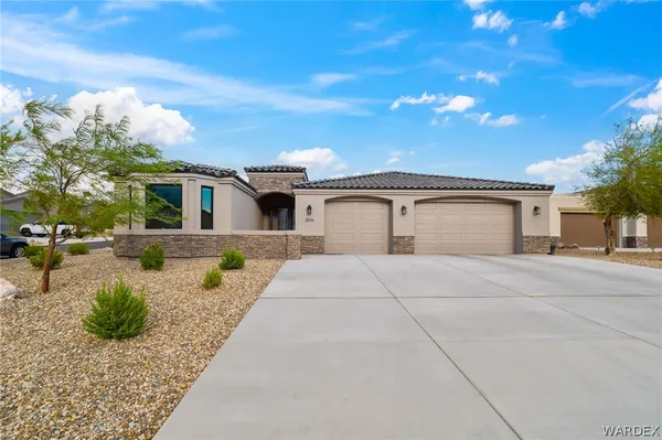 $2,500 | 2836 Steamboat Drive, Bullhead City, AZ 86429