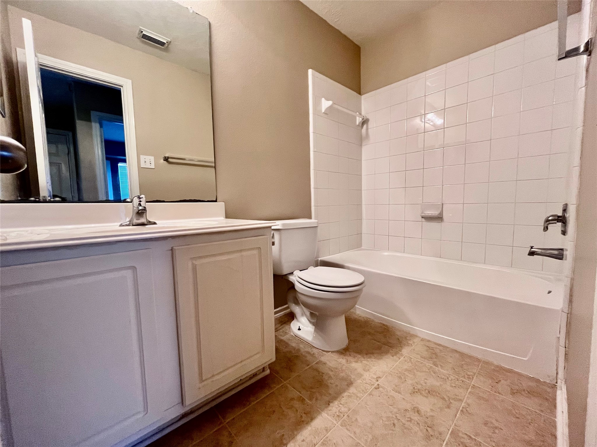 2811 Hackamore Hollow Lane Houston, TX 77014 - Photo 13 of 24