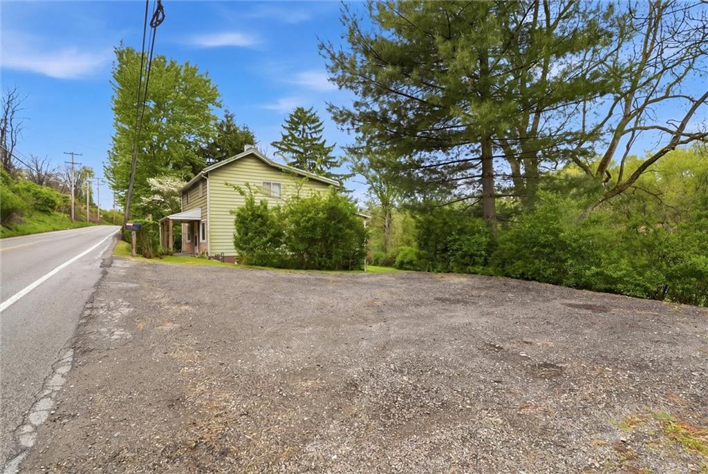1058 Thompson Run Road West Mifflin, PA 15122 - Photo 3 of 50 Gallery Image 3
