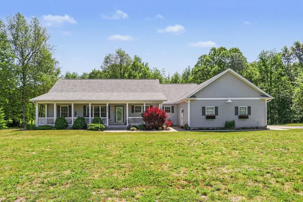 $575,000 | 8436 2 1/2 Mile Road, East Leroy, MI 49051