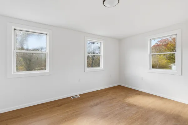 $349,925 | 18 Pautipaug Hill Road, Sprague, CT 06330