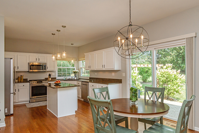 205 Aberdeen Drive Algonquin, IL 60102 - Photo 9 of 38