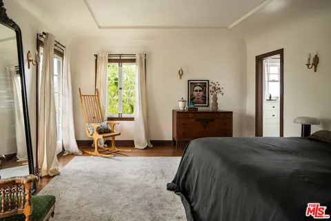 $1,895,000 | 4918 Angeles Vista Boulevard, View Park, CA 90043