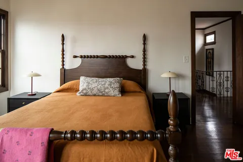 $1,895,000 | 4918 Angeles Vista Boulevard, View Park, CA 90043