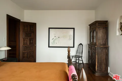 $1,895,000 | 4918 Angeles Vista Boulevard, View Park, CA 90043