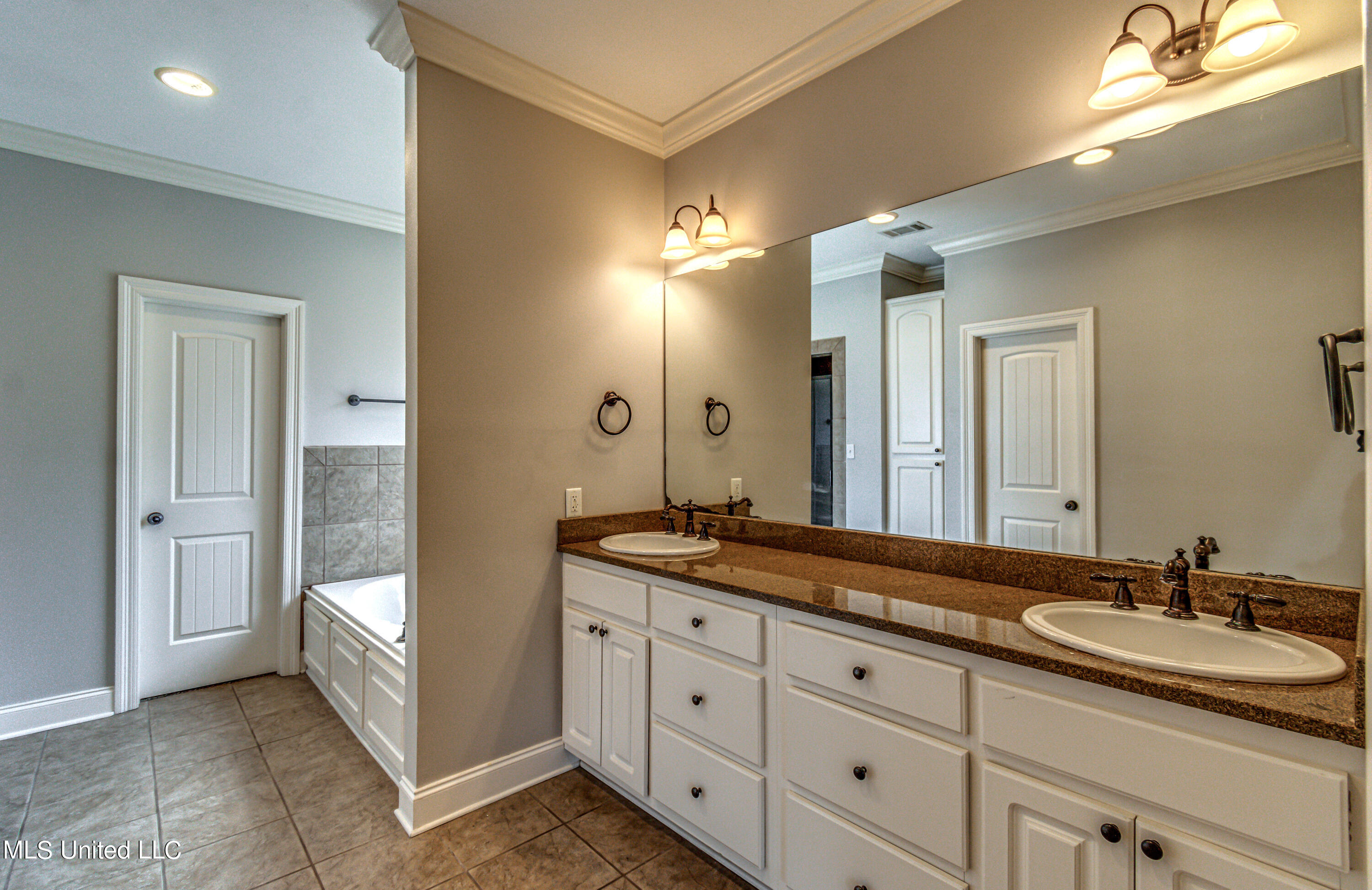 713 Tortoise Ridge Brandon, MS 39047 - Photo 34 of 40 713 Tortoise Ridge--60