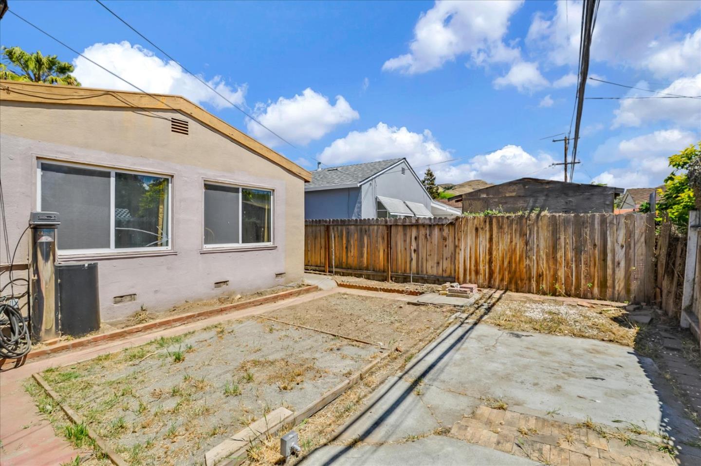 3320 Golf Drive San Jose, CA 95127 - Photo 14 of 14 a backyard of a house