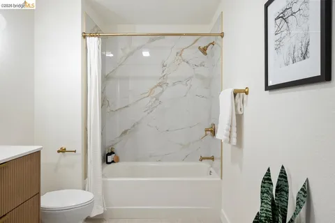 $749,000 | 2029 Channing Way, Unit 3D, Berkeley, CA 94704