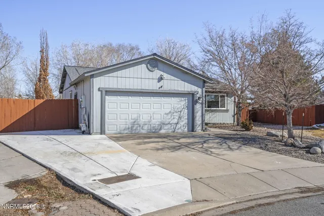 $445,000 | 6355 East Chinook Court, Sun Valley, NV 89433