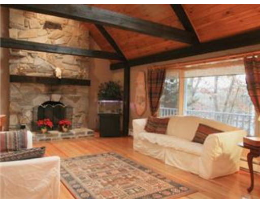 25 Town Farm Road Brookfield, MA 01506 - Photo 2 of 9
