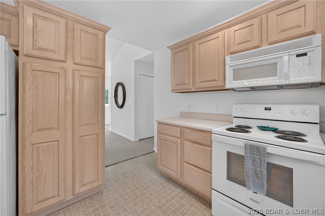 546 West Kays Point Road Four Seasons, MO 65049 - Photo 17 of 69 Gallery Image 17