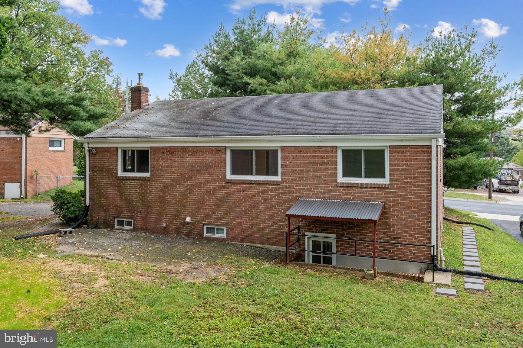 11403 Sherrie Lane Silver Spring, MD 20902 - Photo 19 of 19 Back of home