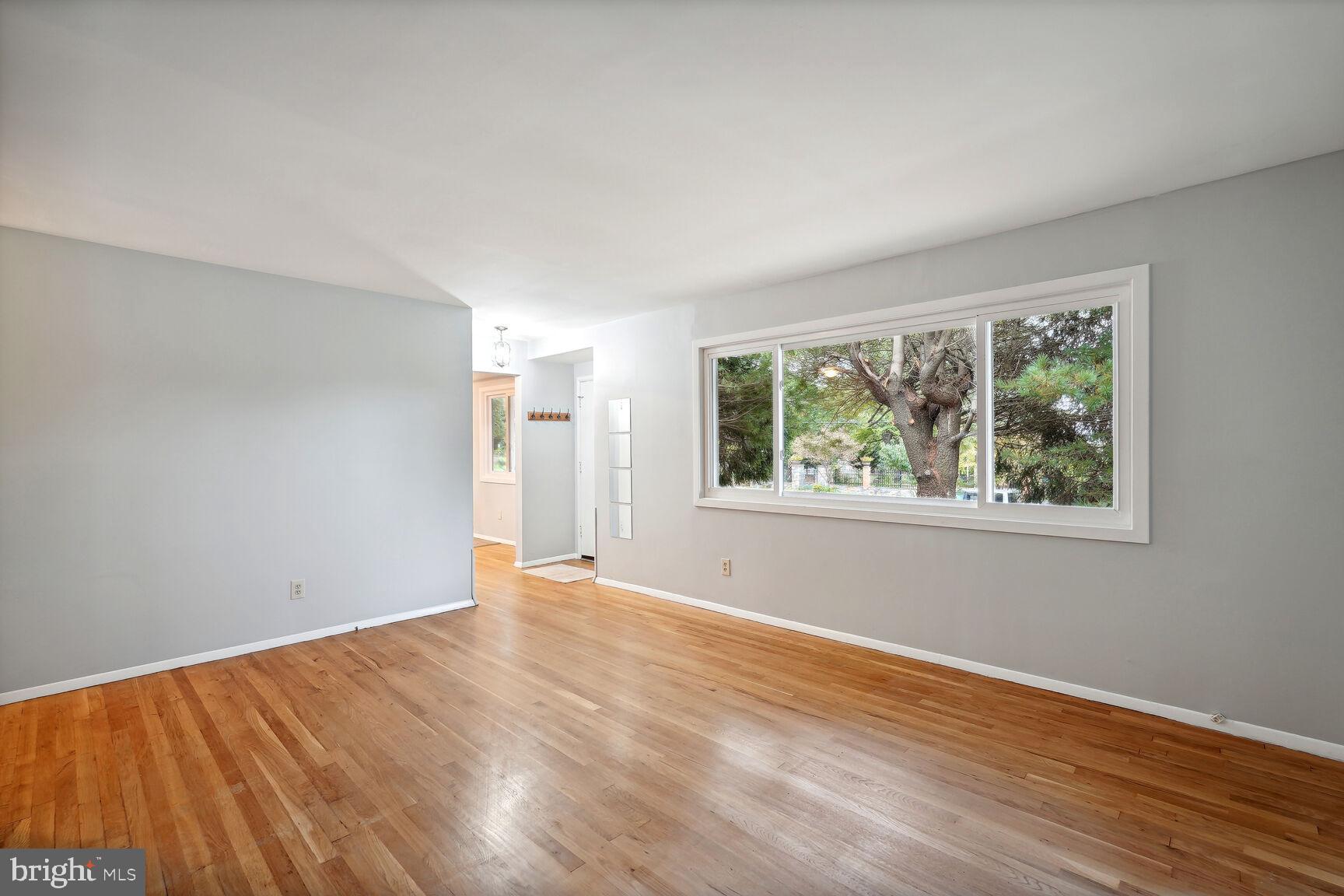 11403 Sherrie Lane Silver Spring, MD 20902 - Photo 6 of 19 Hardwood floors on main level