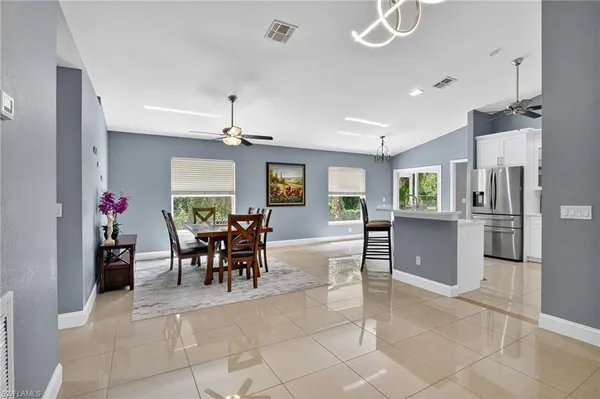 $4,000 | 850 29th Street Southwest, Naples, FL 34117