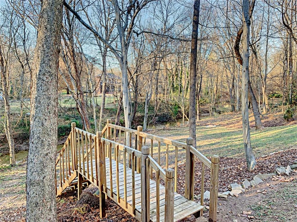 549 Kyle Road Winston-Salem, NC 27104 - Photo 3 of 29 Gallery Image 3