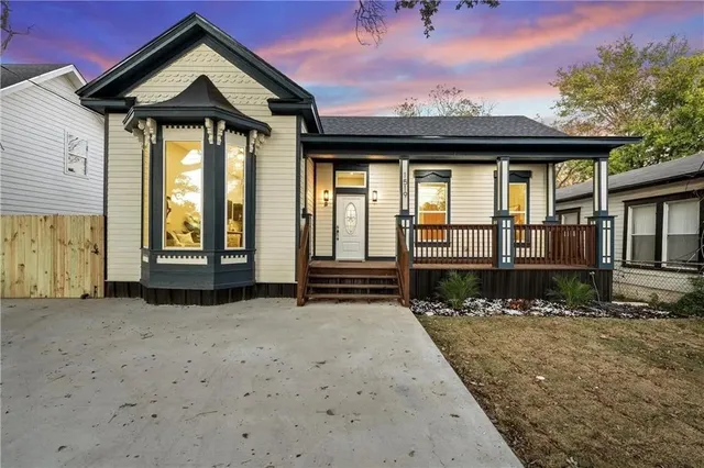 $2,400 | 1519 North 5th Street | Brook Oaks