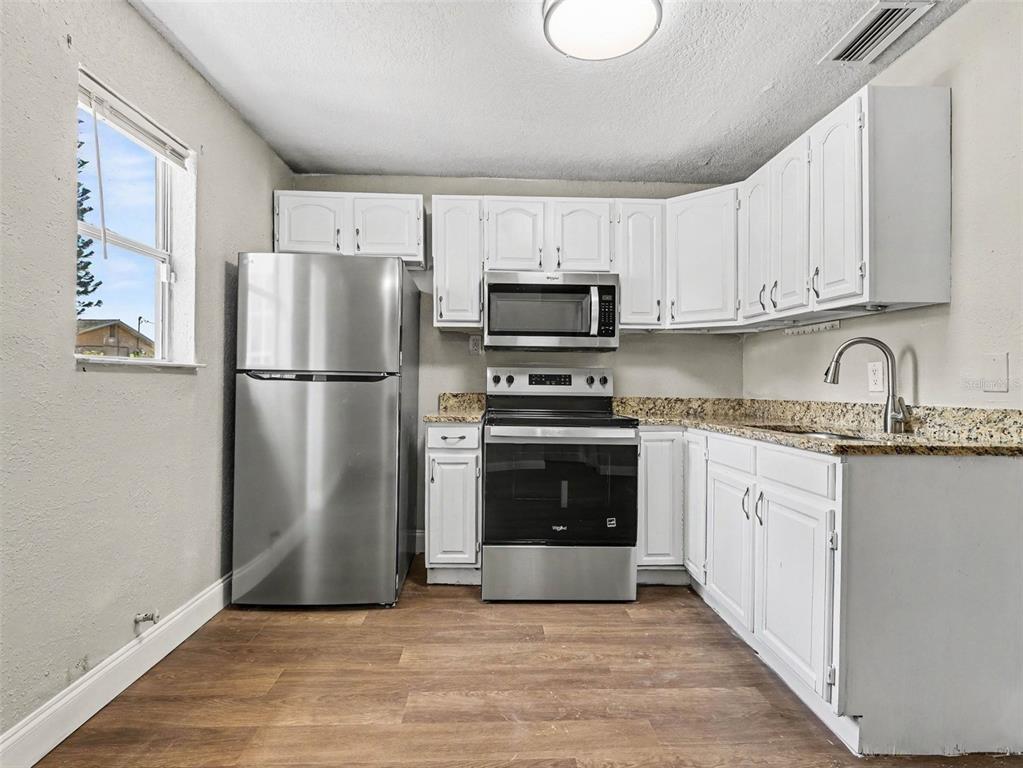 5105 Rohn Avenue North Tampa, FL 33614 - Photo 12 of 26