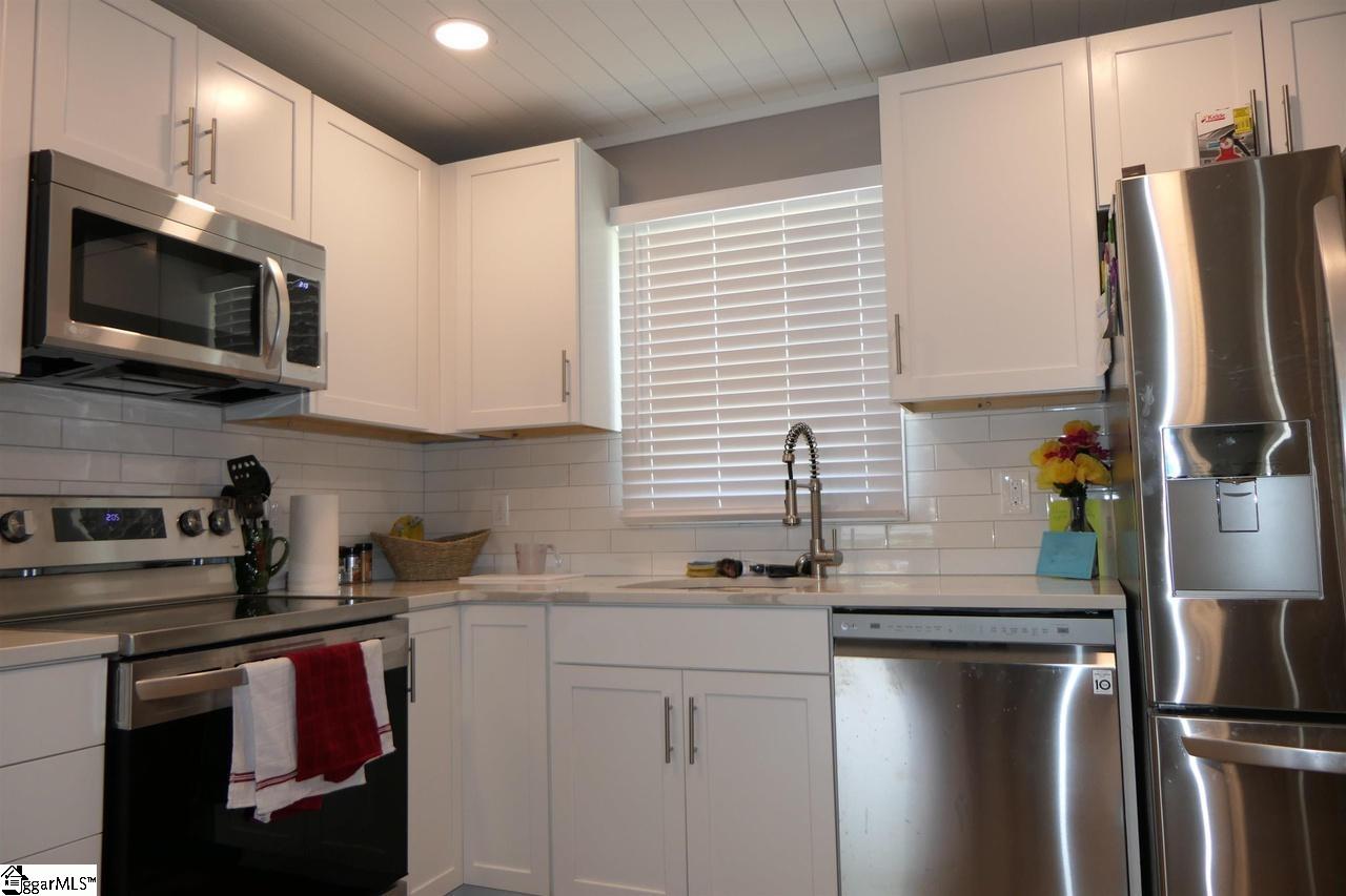 312 Eunice Drive Greenville, SC 29617 - Photo 7 of 10