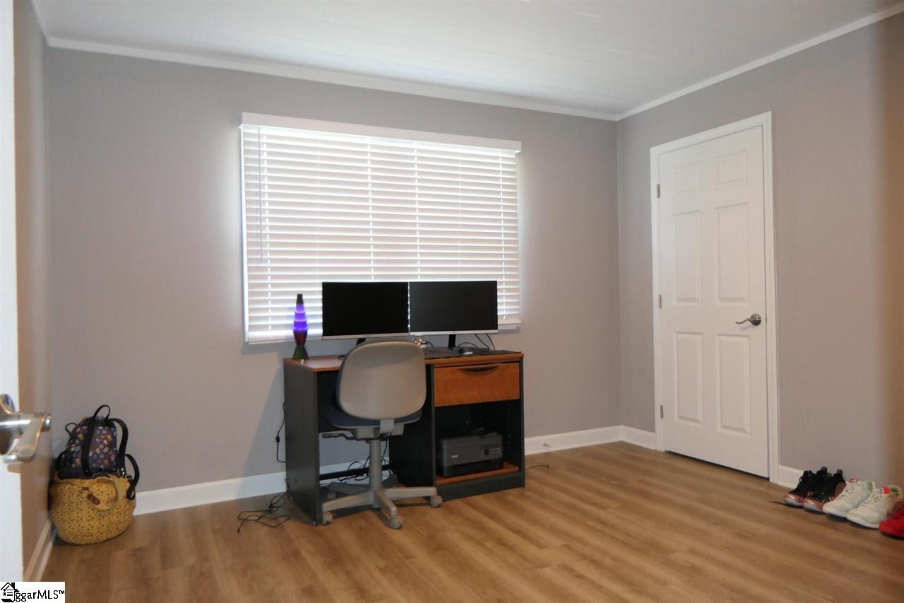 312 Eunice Drive Greenville, SC 29617 - Photo 9 of 10