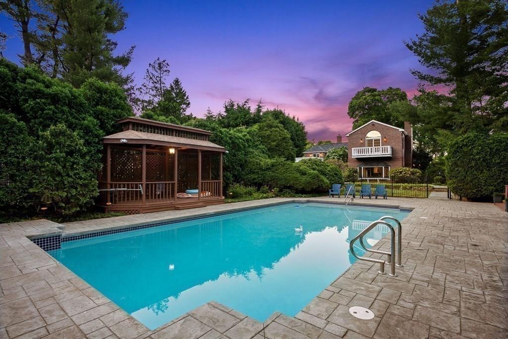 76 Poor Street Andover, MA 01810 - Photo 5 of 41