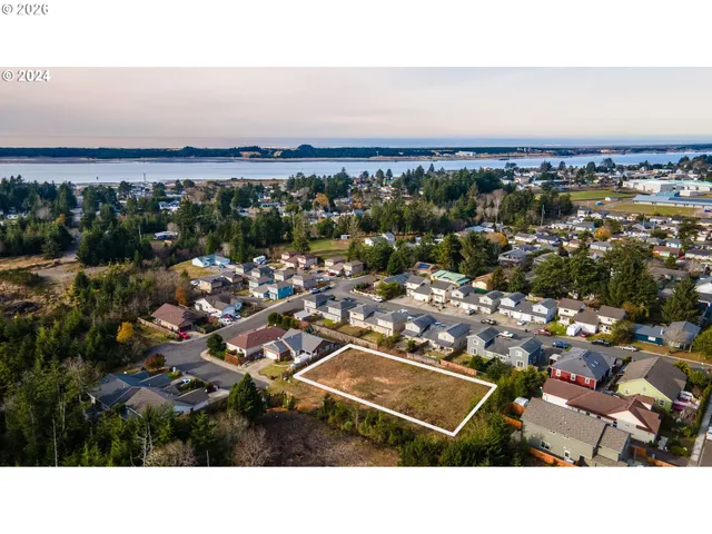 $111,111 | 0 Fulton Avenue, Unit 312, Coos Bay, OR 97420