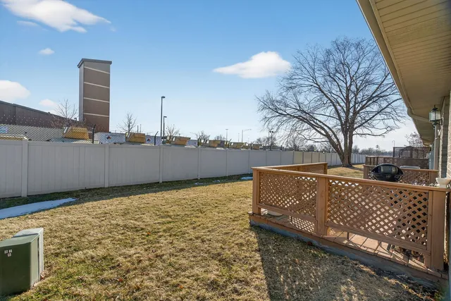 $289,900 | 2700 Eagle Drive, Unit 2700, Joliet, IL 60436