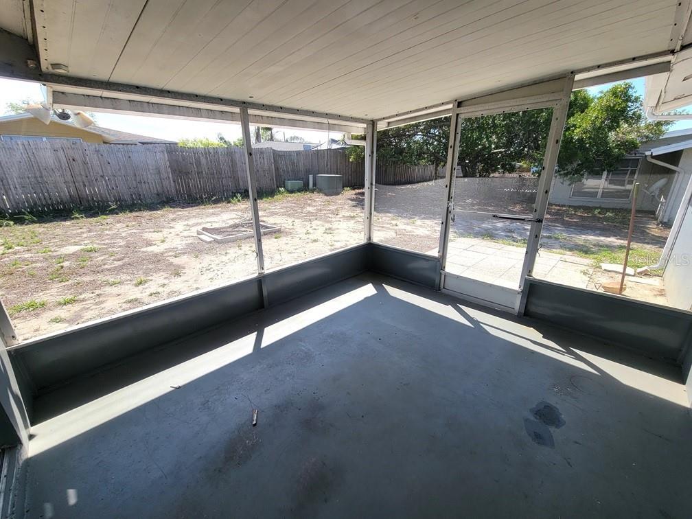 7920 Pineapple Lane Port Richey, FL 34668 - Photo 16 of 18