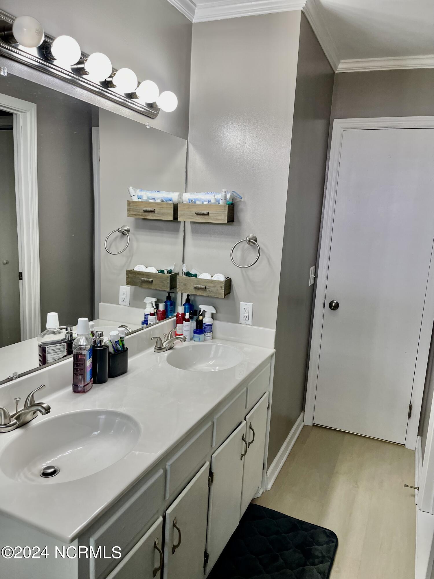129 Woodland Road Rockingham, NC 28379 - Photo 21 of 38 primary bath