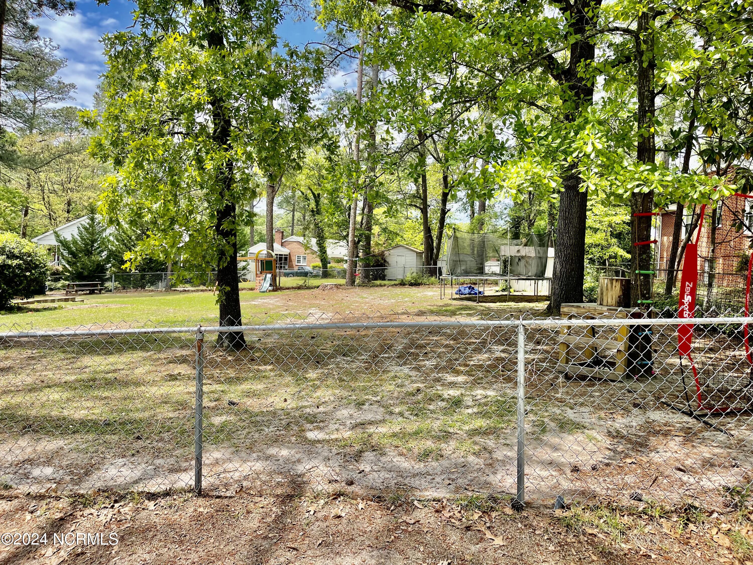 129 Woodland Road Rockingham, NC 28379 - Photo 34 of 38 fenced in yard