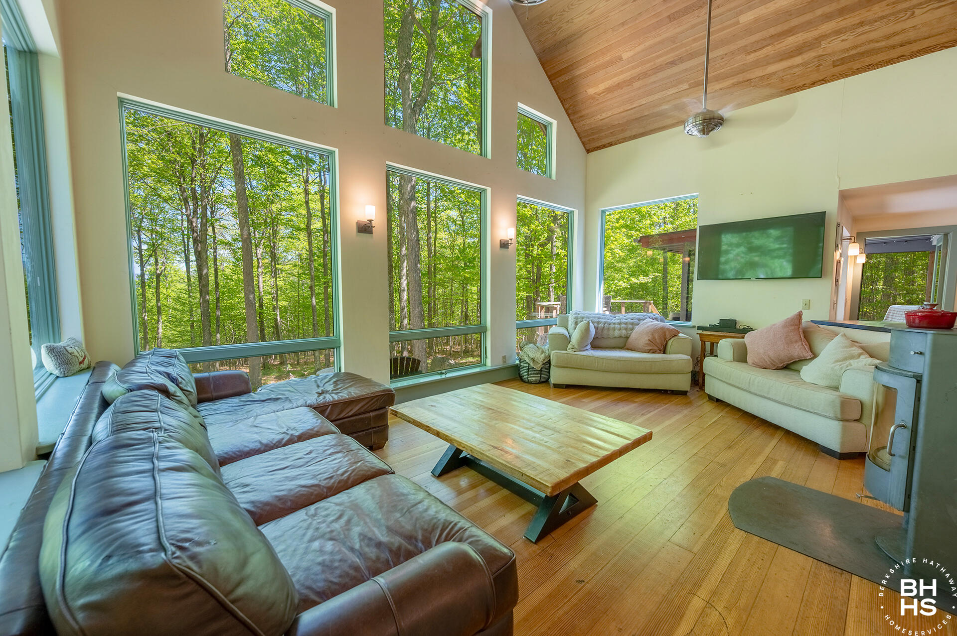 32 Corliss Point Way Keene, NY 12942 - Photo 5 of 41