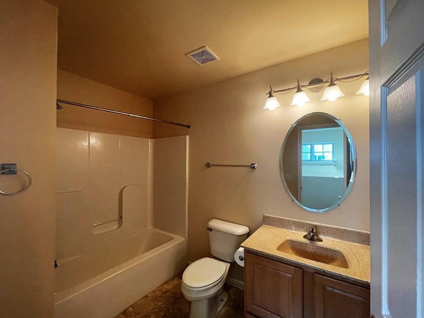 1151 East Townline Road, Unit 205 Lake Geneva, WI 53147 - Photo 12 of 18 2nd Bathroom