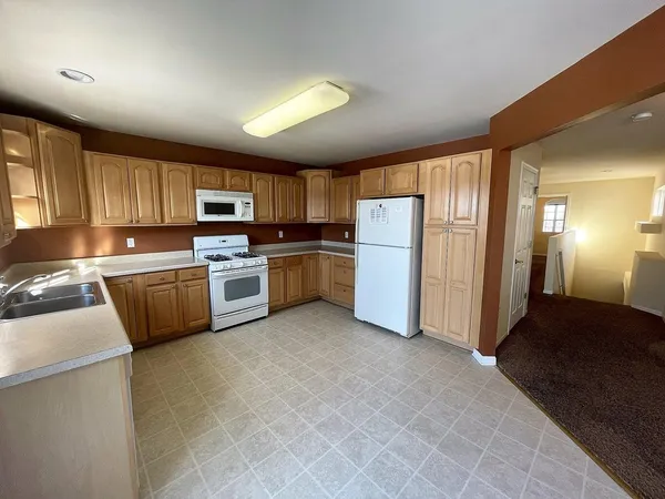 $347,500 | 1151 East Townline Road, Unit 205, Lake Geneva, WI 53147