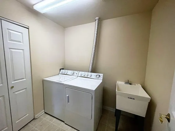 $347,500 | 1151 East Townline Road, Unit 205, Lake Geneva, WI 53147