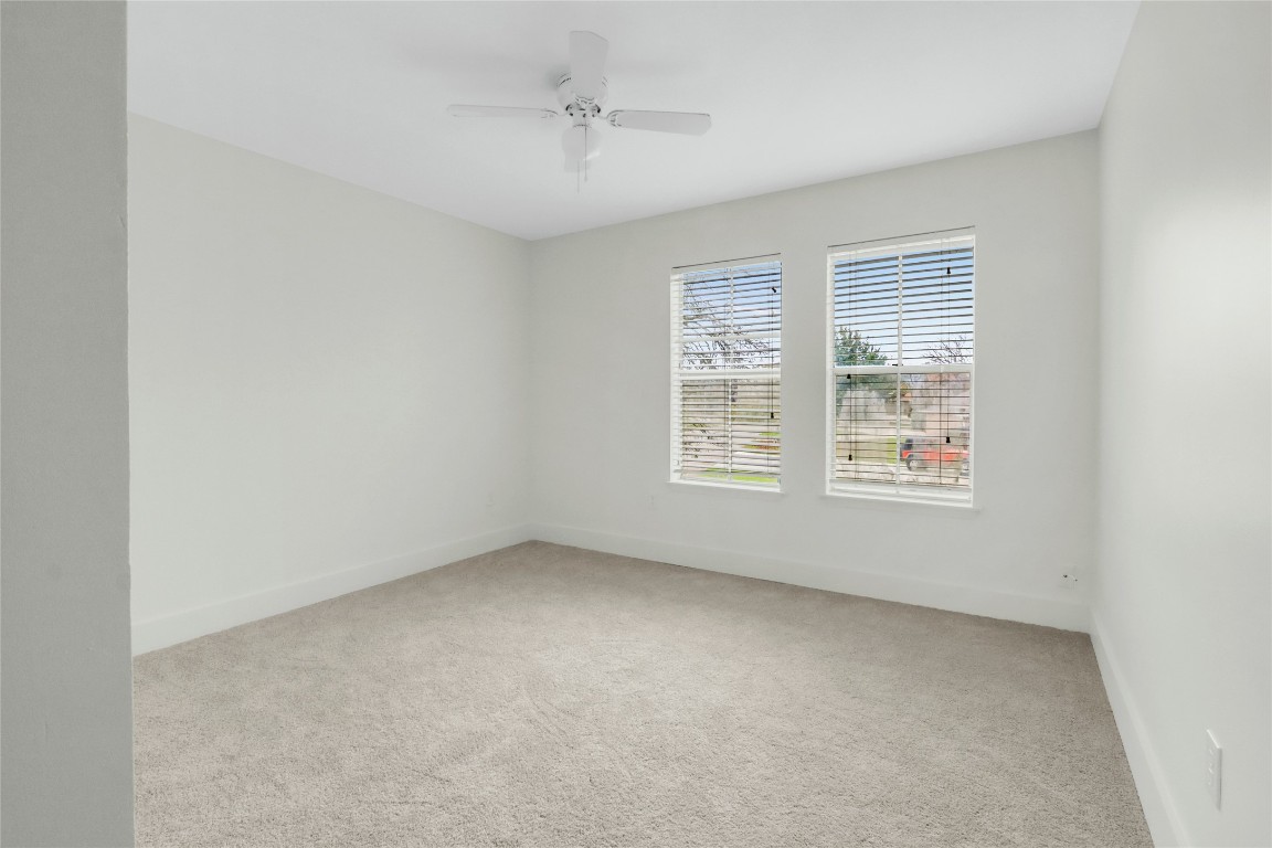 551 Terminal Loop Road, Unit B3 McQueeney, TX 78123 - Photo 19 of 23 an empty room with a window