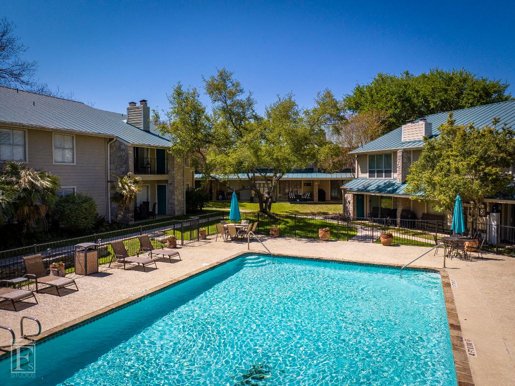 551 Terminal Loop Road, Unit B3 McQueeney, TX 78123 - Photo 6 of 23 a view of a house with swimming pool having outdoor seating