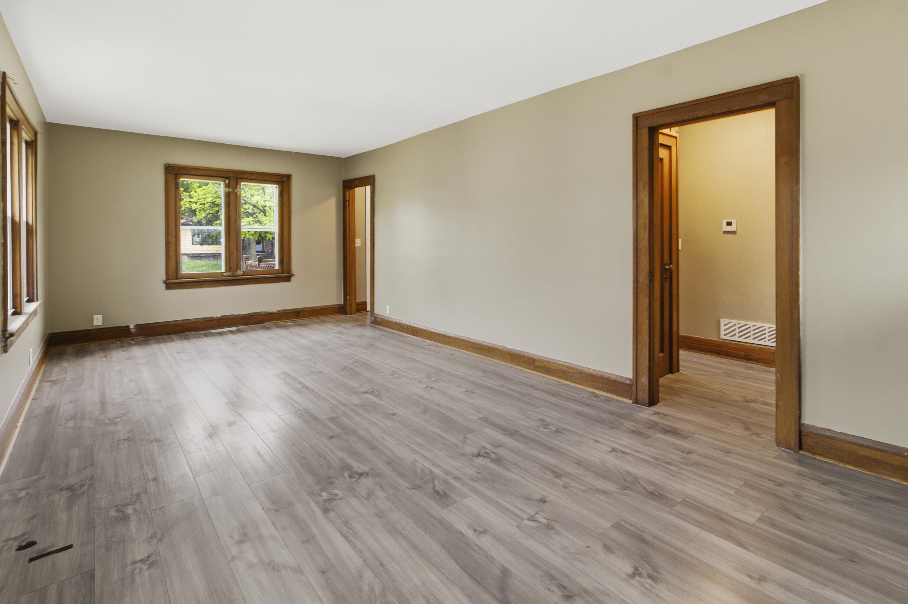 2432 North 55th Street Milwaukee, WI 53210 - Photo 12 of 41 IMG_1658