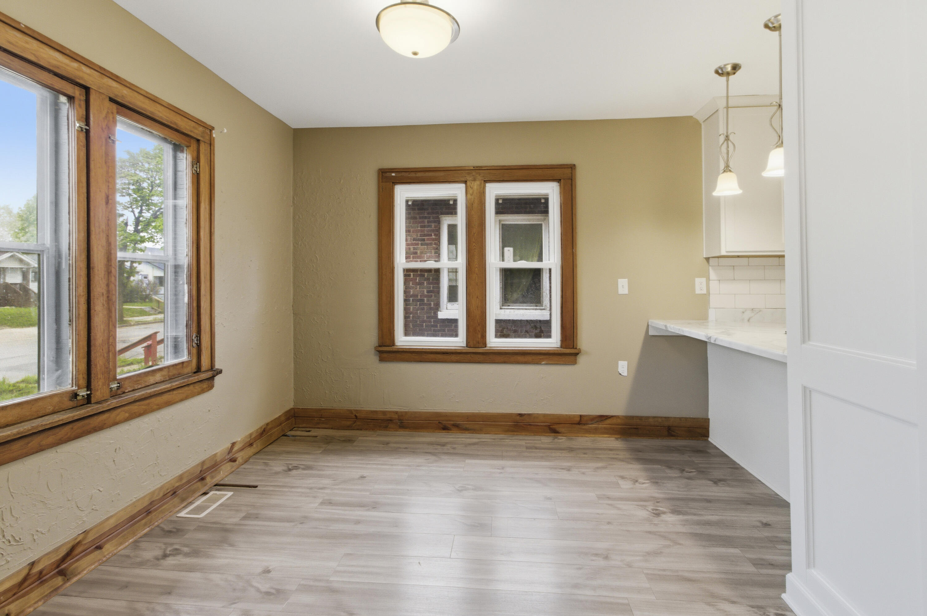 2432 North 55th Street Milwaukee, WI 53210 - Photo 5 of 41 IMG_1637