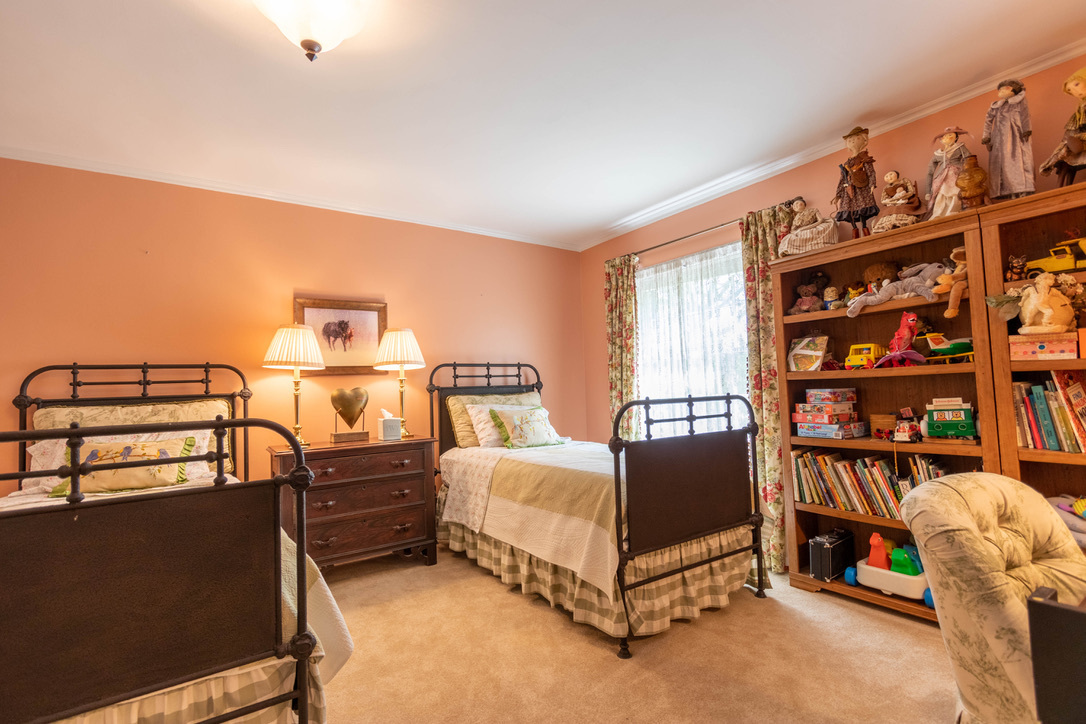 6432 Dean Road Indianapolis, IN 46220 - Photo 23 of 73 Gallery Image 23
