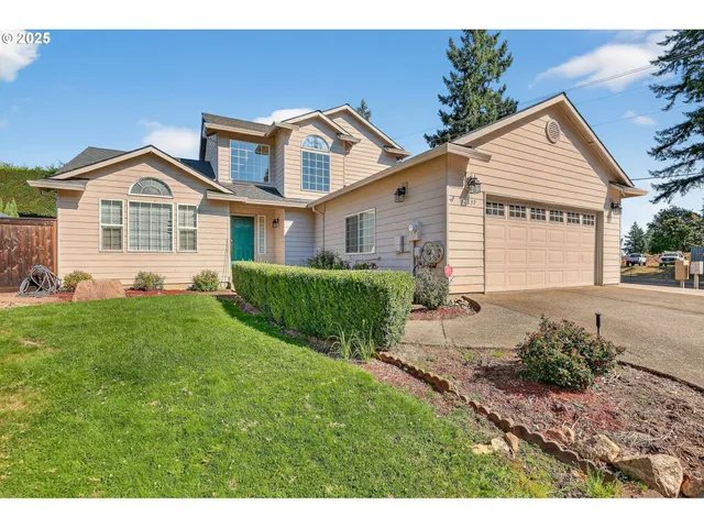 $565,000 | 32839 Southwest Crystal Springs Court, Scappoose, OR 97056