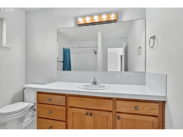 $565,000 | 32839 Southwest Crystal Springs Court, Scappoose, OR 97056