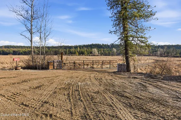 $899,000 | 3804 Kelso Lake Road, Athol, ID 83801