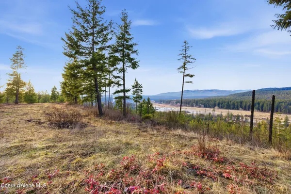 $899,000 | 3804 Kelso Lake Road, Athol, ID 83801
