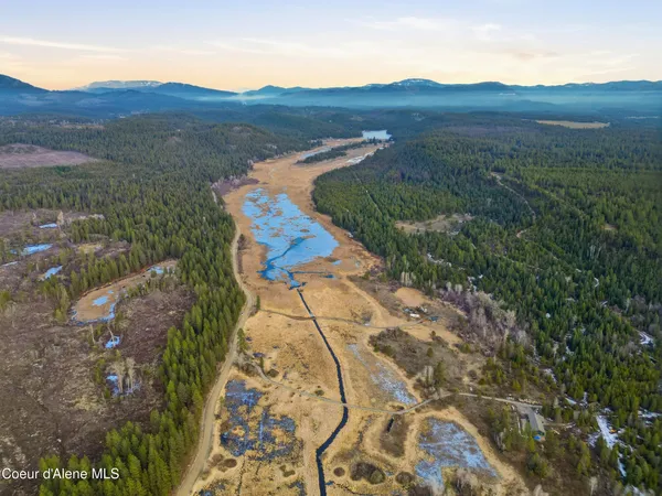 $899,000 | 3804 Kelso Lake Road, Athol, ID 83801