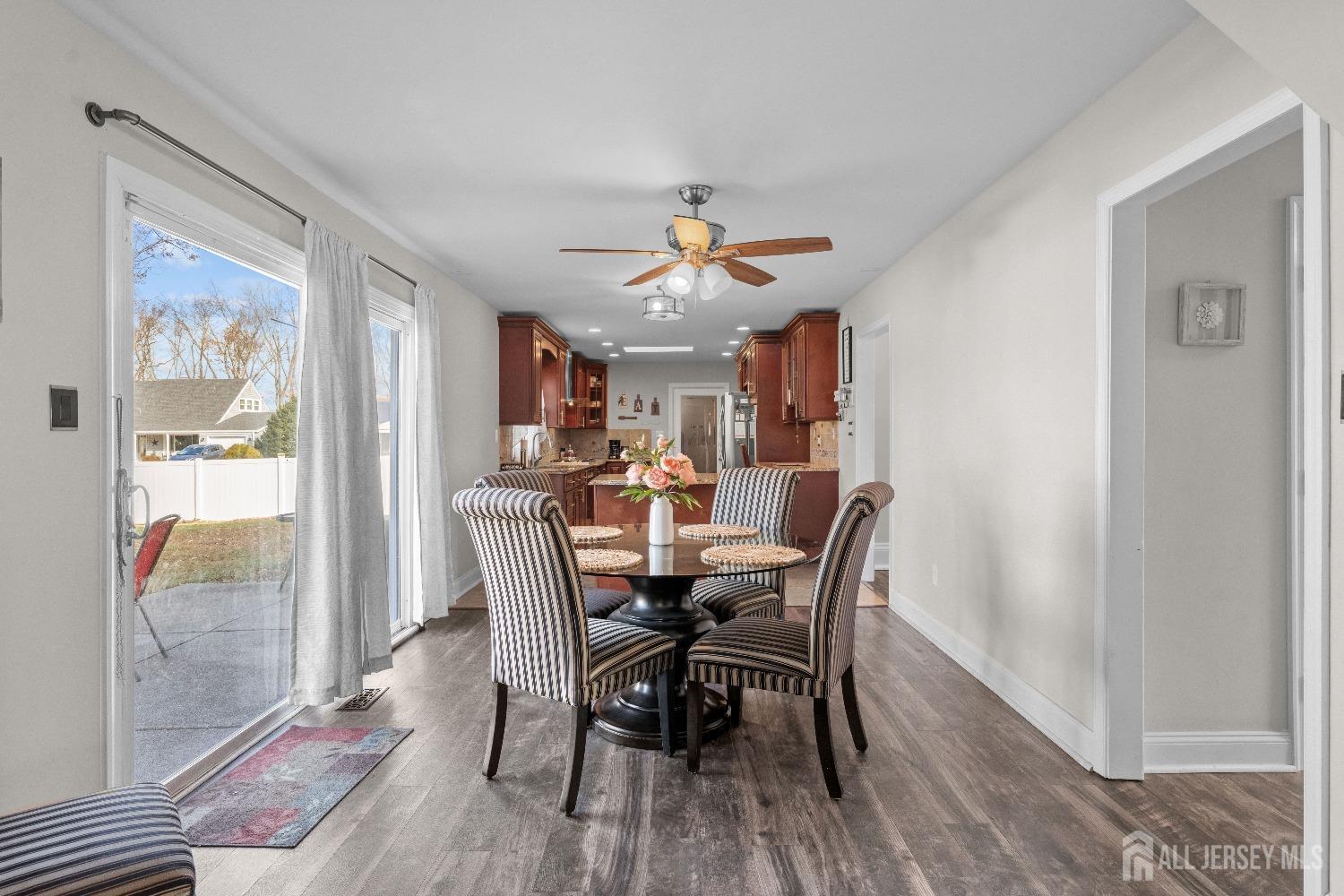 2 Guild Court Willingboro, NJ 08046 - Photo 12 of 38