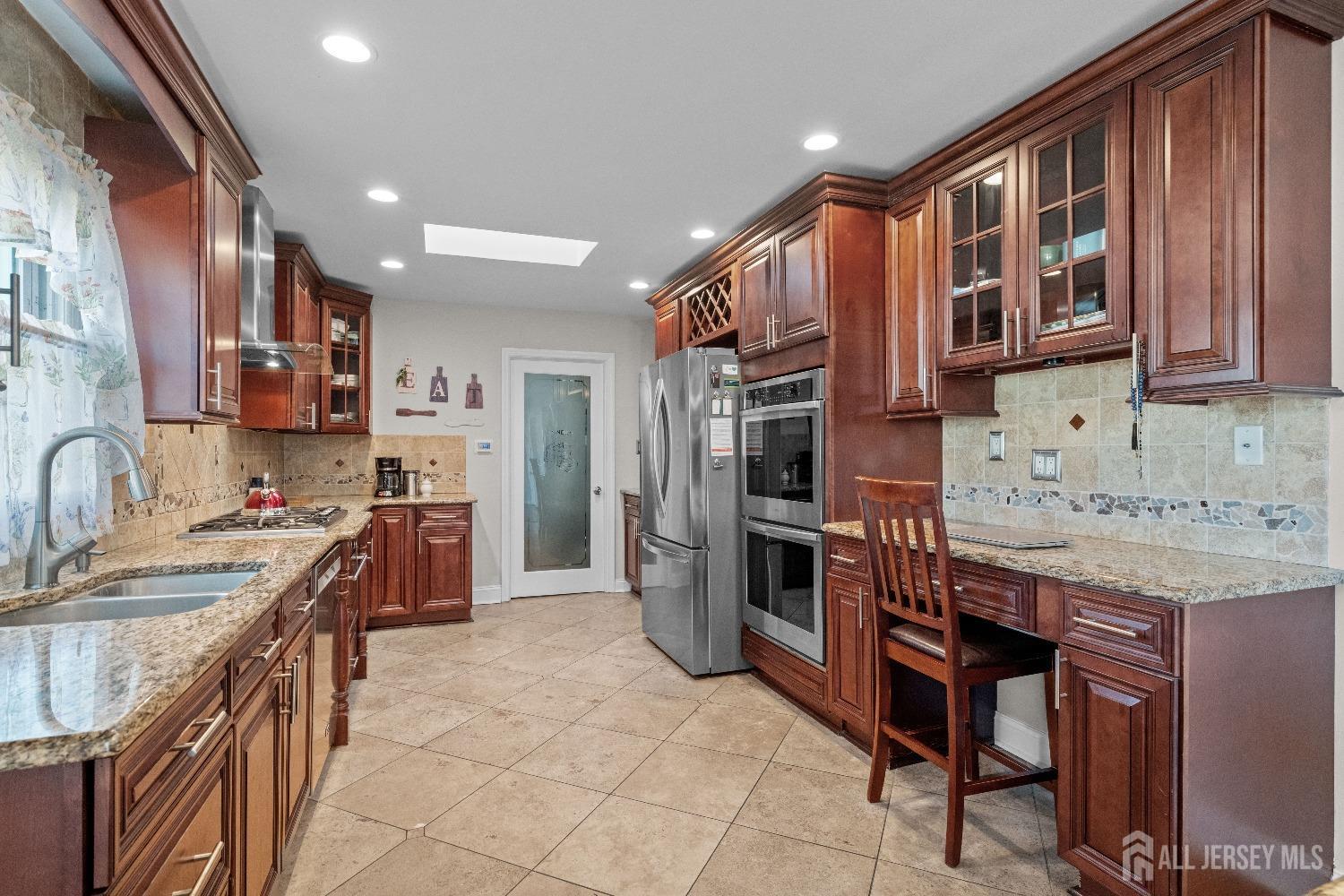 2 Guild Court Willingboro, NJ 08046 - Photo 15 of 38