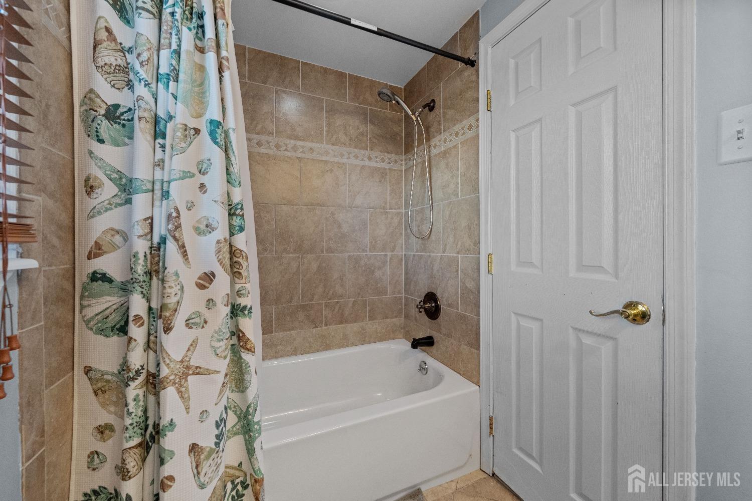 2 Guild Court Willingboro, NJ 08046 - Photo 27 of 38