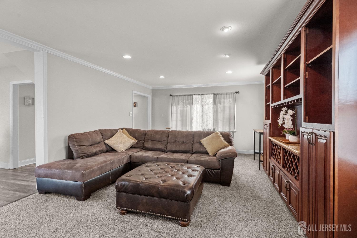 2 Guild Court Willingboro, NJ 08046 - Photo 8 of 38