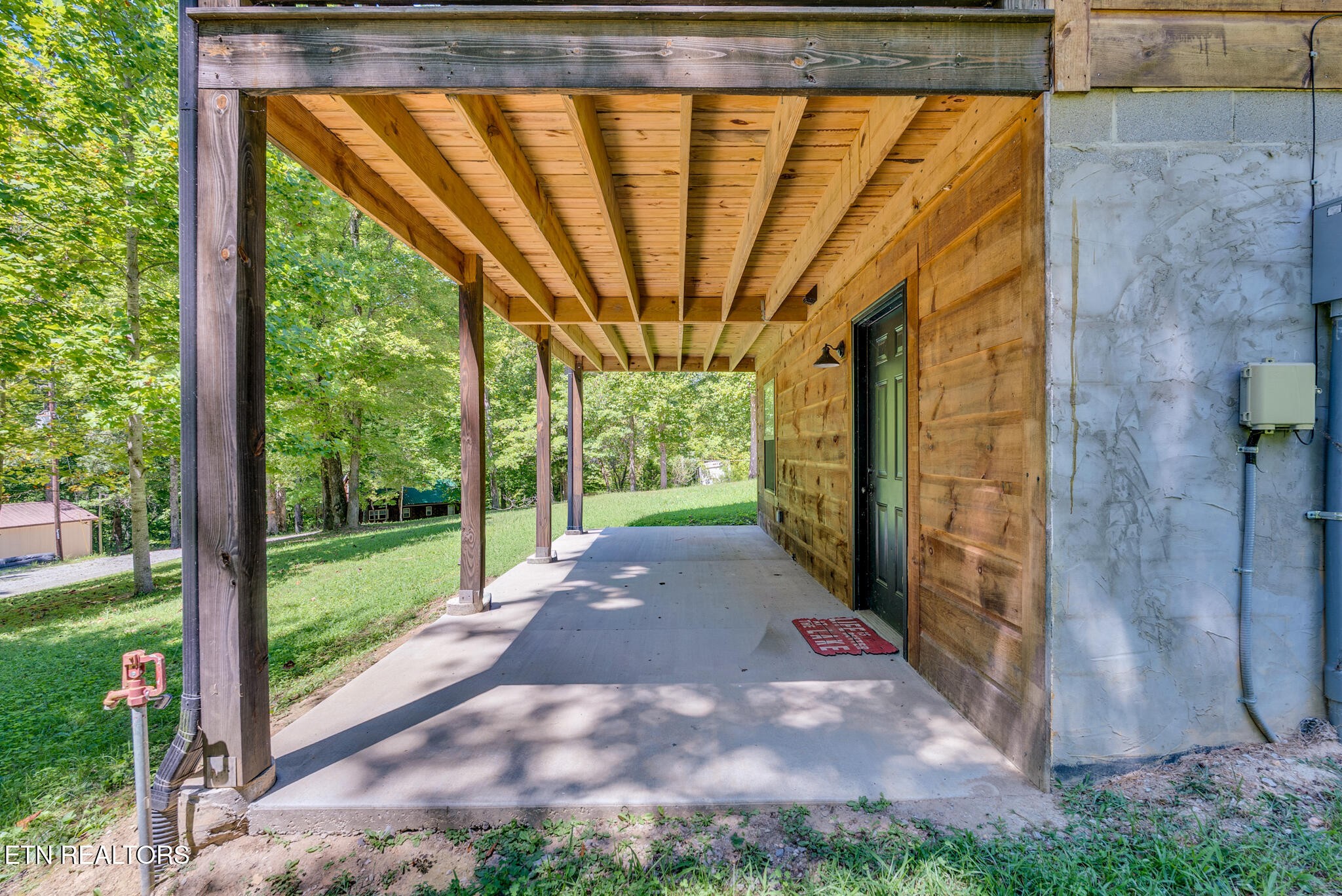 762 Edd Linder Road Jamestown, TN 38556 - Photo 5 of 31 Gallery Image 5