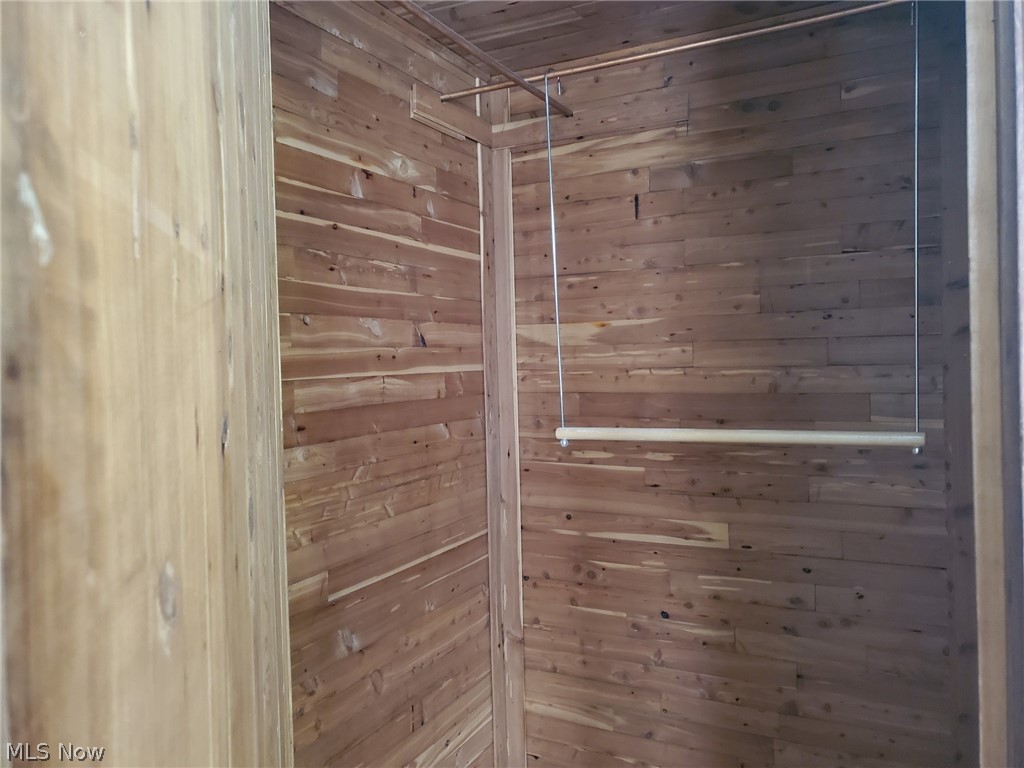 3409 Kildare Road Cleveland, OH 44118 - Photo 28 of 35 Gallery Image 28
